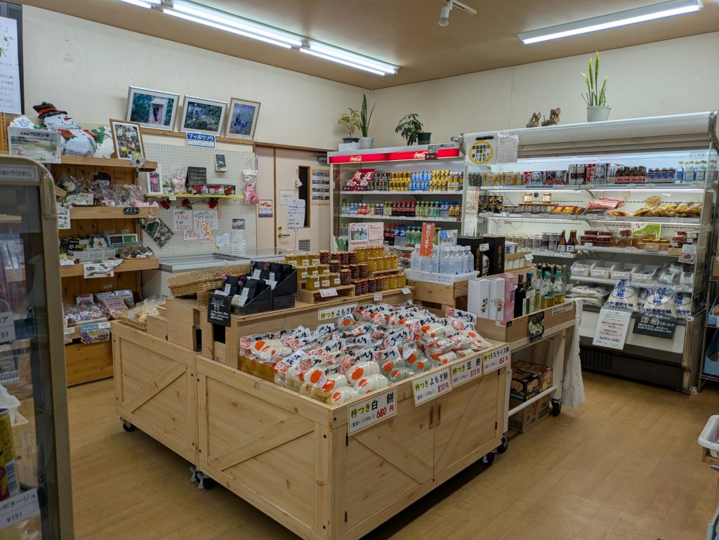 特産品館　内観2